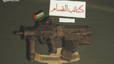 Hamas Pamerkan Senjata Rampasan Perang dari Israel