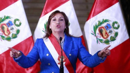 ペルー大統領が首相を交代へ、内閣改造で