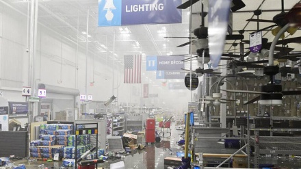 Plaçkitja e dyqaneve pas stuhisë dhe ngricave në Amerikë