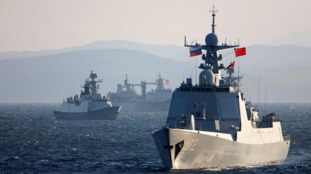 ロシア国防省、「中国と東シナ海で合同軍事演習実施」