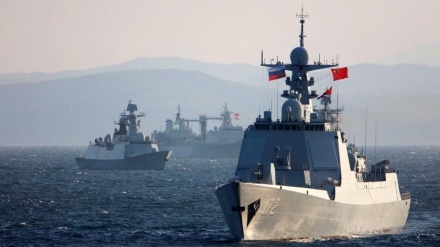 ロシア国防省、「中国と東シナ海で合同軍事演習実施」