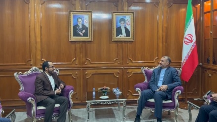 イラン外相が、イエメン封鎖解除を強調