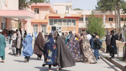ادامه ی خدمات پزشکی در هرات با وجود کمبود امکانات پزشکی و دارو 