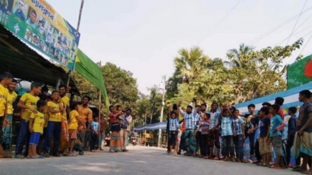 বাংলাদেশে বিশ্বকাপ ফুটবলের সমর্থন নিয়ে বিরোধ: ১ মাসে নিহত ১২, আহত ২৭