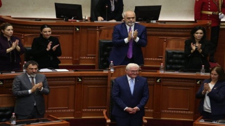 Presidenti Gjerman: Opozita dhe qeveria të punojnë përtej llogoreve politike