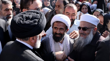 Kunjungan Presiden Iran ke Wilayah Pedesaan