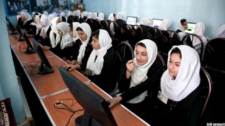 ادامه اعتراض به ممنوعیت تحصیلات عالی دختران ؛ مردم هرات اعتصاب می‌کنند