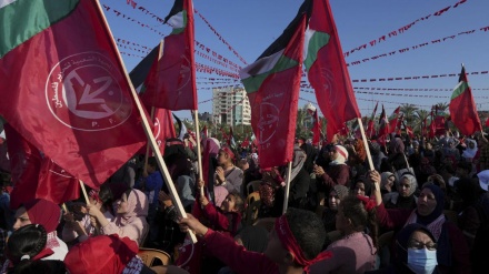 Mijëra palestinezë në Gaza kërkuan heqjen e bllokadës së këtij rripi