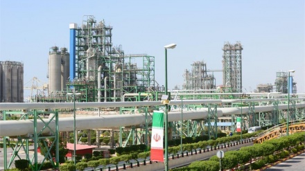 イラン石油化学産業への投資額が350億ドルに到達
