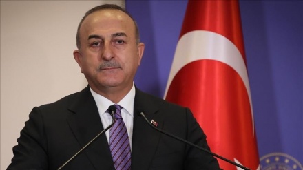 Türkiye dışişleri bakanı Çavuşoğlu'ndan Yunanistan'a karşı uyarı 