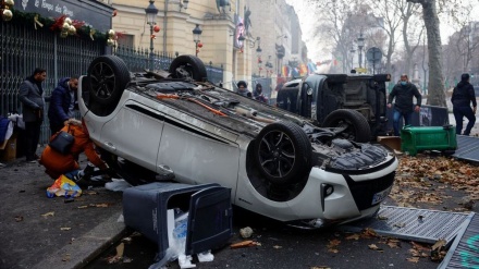 Vazhdojnë përleshjet mes protestuesve kurdë dhe policisë franceze