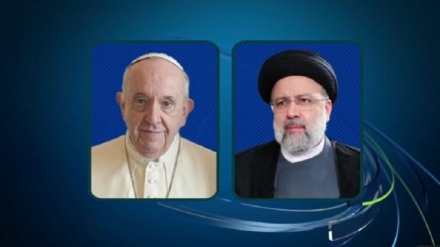 Kirim Pesan ke Paus Fransiskus, Presiden Iran Sampaikan Hari Natal dan Tahun Baru
