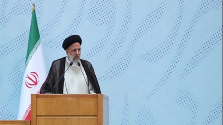 莱希：执行《伊朗伊斯兰共和国宪法》的方式和机制可以改变