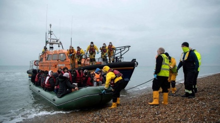 Migranti, naufragio nella Manica: 4 morti