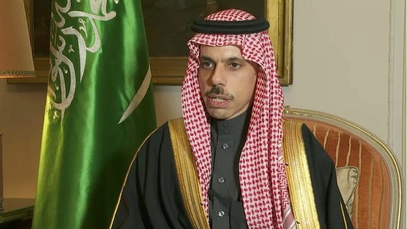 Menlu Saudi Faisal bin Farhan