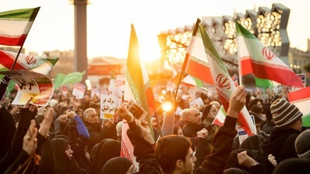 Dey manqi 9 minə ruj, Vilayəte Fəğihiku milləti himoyəondə əbədiyə səhifə oj bey