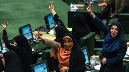 Statemen Intervensif AS dan 8 Negara Anti-Iran; Kondisi HAM Perempuan jadi Alasan