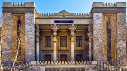 Ambasadori francez në Teheran thirret në Ministrinë e Punëve të Jashtme të Iranit