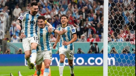मेसी के जादू से अर्जेंटीना फ़ाइनल में