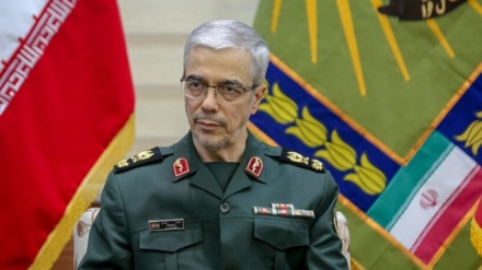 سرلشکر باقری: انتقام از آمران ترور سردار سلیمانی از دستور خارج نخواهد شد
