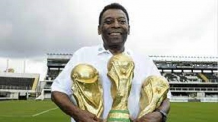 Il calcio piange Pelè, morto a 82 anni