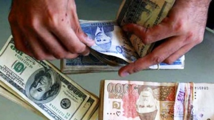پاکستان هم له خپلو تجارتي مبادلاتو څخه د ډالرو په حذفولو پسې دی