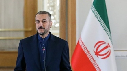 Ministri i punëve të jashtme të Iranit arrin në Aman