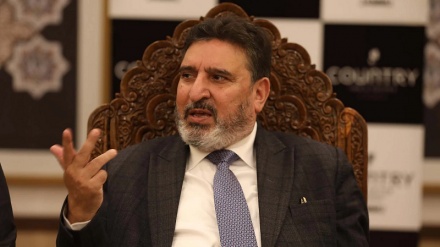 भारत नियंत्रित कश्मीर की जम्मू व कश्मीर अपनी पार्टी ने कहा है कि हम दिल्ली सरकार के सामने जनता की मांगें रखेंगे