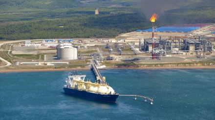 日本の損保各社、来月もロシア海域の船舶保険提供へ　LNGへの影響回避
