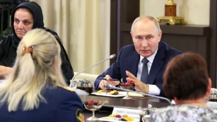 Ucraina, Putin: 'Cresce la minaccia di una guerra nucleare'