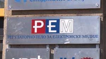'Buio in Serbia senza media liberi', la protesta di due tv