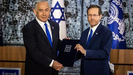 הרצוג במכתב ההארכה לנתניהו: סוגיות יסוד מאיימות לקרוע וללבות אלימות ושנאה
