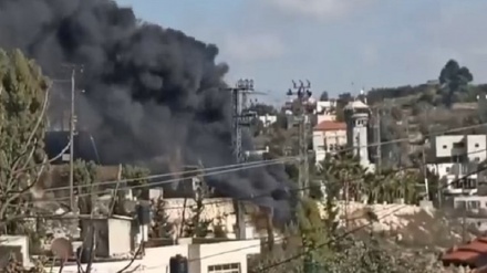 फ़िलिस्तीनियों का ग़ुस्सा फूट पड़ा, इस्राईली सेना का वॉच टॉवर जला डाला