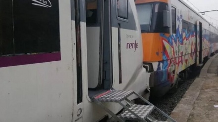 西班牙发生火车相撞事故 已致155人受伤