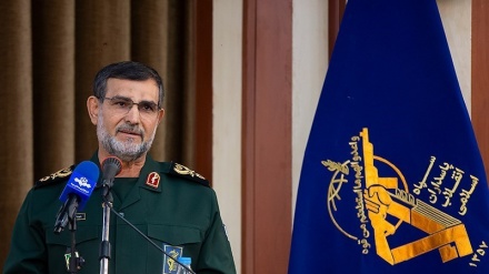 Admirali Tangsiri: Armiqtë kanë frikë nga një Iran i fuqishëm dhe i pavarur