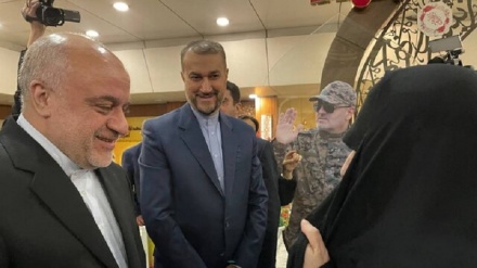 Իրանի արտաքին գործերի նախարարը հարգել է Լիբանանի Դիմադրության նահատակների հիշատակը
