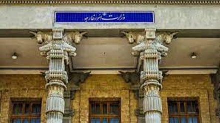 Iran, convocato l'ambasciatore britannico a Teheran