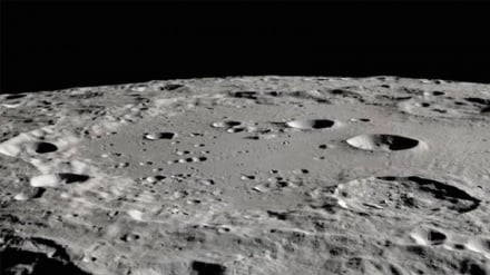 La missione lunare cinese scopre rocce ‘mai viste’