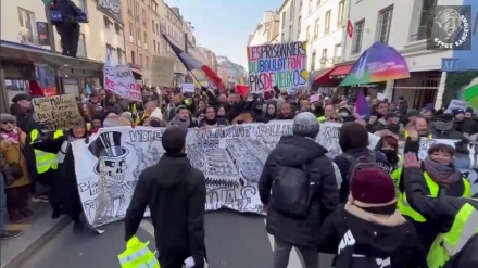 Paris'te polis ve protestocular arasında şiddetli çatışmalar
