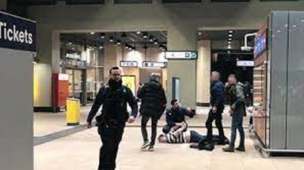 Bruxelles, accoltellamento nella metro 