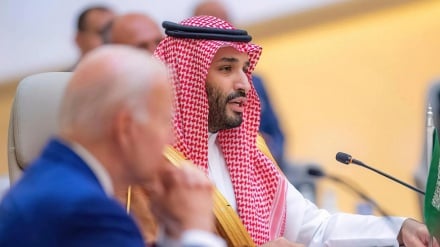 Arabia Saudita, professore condannato a morte  per aver utilizzato Twitter e WhatsApp