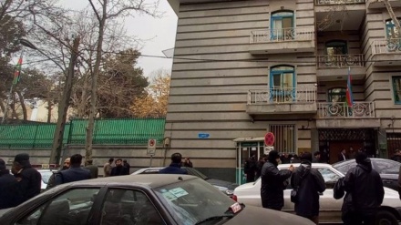 One killed, 2 injured in shooting at Azerbaijan’s Tehran embassy, assailant arrested