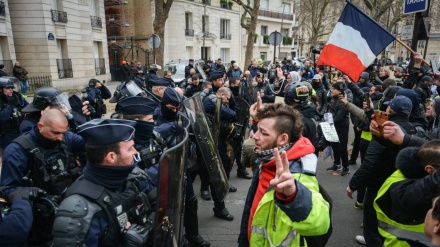 Demonstrata në Paris kundër rritjes së çmimeve dhe reformave të pensioneve