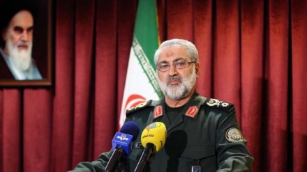 İran İslam cumhuriyeti’nin stratejisi bölgeden ABD askerlerini çıkarmaktır