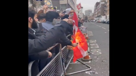 Kuran'ın yakılmasının ardından Londra'da gösteriler
