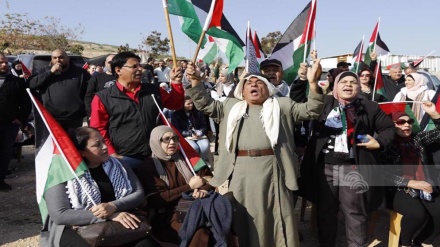 Palästinenser protestieren gegen israelischen Plan, Dorf Khan al-Ahmar abzureißen