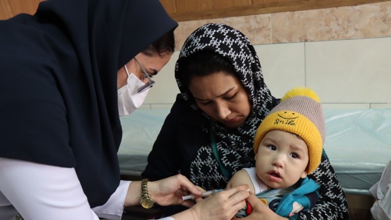 واکسیناسیون بیش از ۹۰۰ هزار تبعه خارجی در ایران علیه سرخک و فلج اطفال