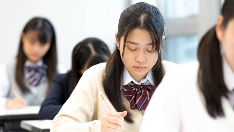 東京で中学三年生の全日制高校希望者が9割切る