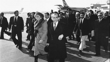 Ikja e Shahut dhe grabitja e pasurisë së kombit iranian nga regjimi Pahlavi