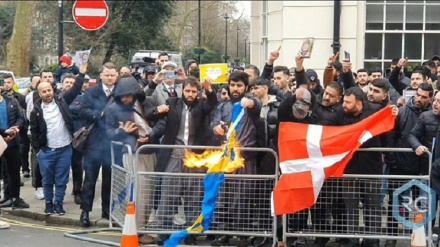 Londra'nın İngiliz Müslümanların içişlerine müdahalesine karşı geniş protestolar